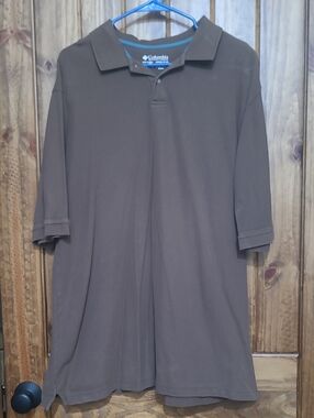 Columbia Men's Brown Polo Shirt. Size XLT